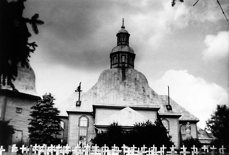 Церковь и мемориальное кладбище / Kirkko ja sankarihaudat Церковь и мемориальное кладбище / Kirkko ja sankarihaudat