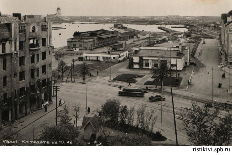      1942 