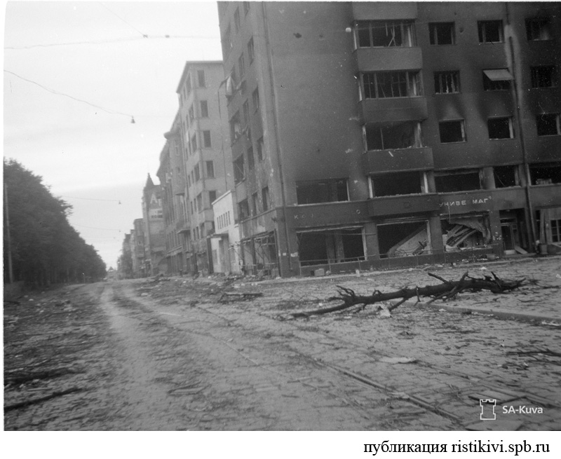 Торккелинкату, угод площади Красного Колодца / Torkkelinkatua Punaisenlähteentorilta Торккелинкату, угод площади Красного Колодца / Torkkelinkatua Punaisenlähteentorilta