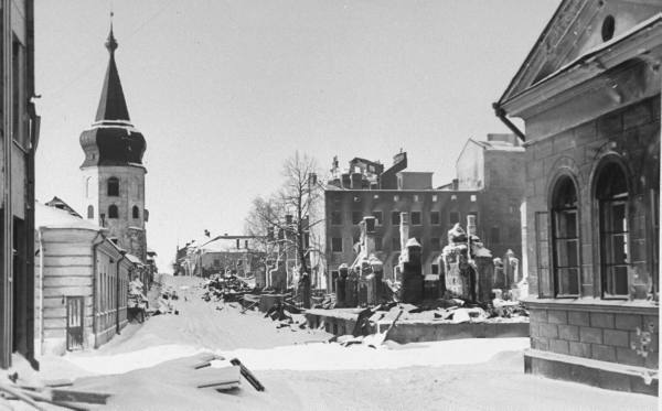    1940 